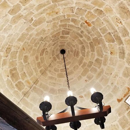 Antico Trullo Immerso Nella Campagna Alberobello Exteriör bild