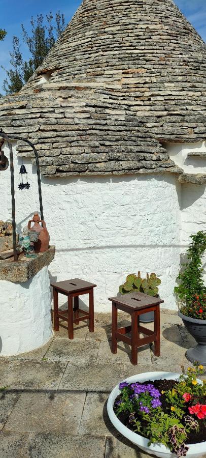 Antico Trullo Immerso Nella Campagna Alberobello Exteriör bild